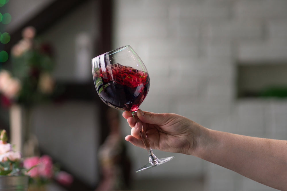 The Art of Wine Swirl: Enhance Your Wine Tasting Experience